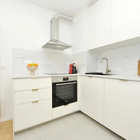 Apartman Sol 扎达尔