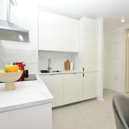 Apartman Sol شقة